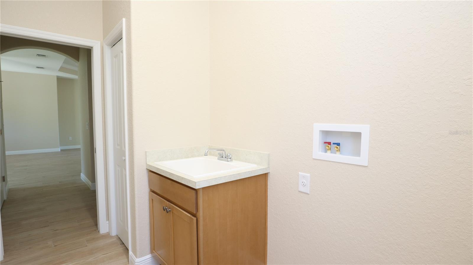 ROYAL HIGHLANDS - Residential