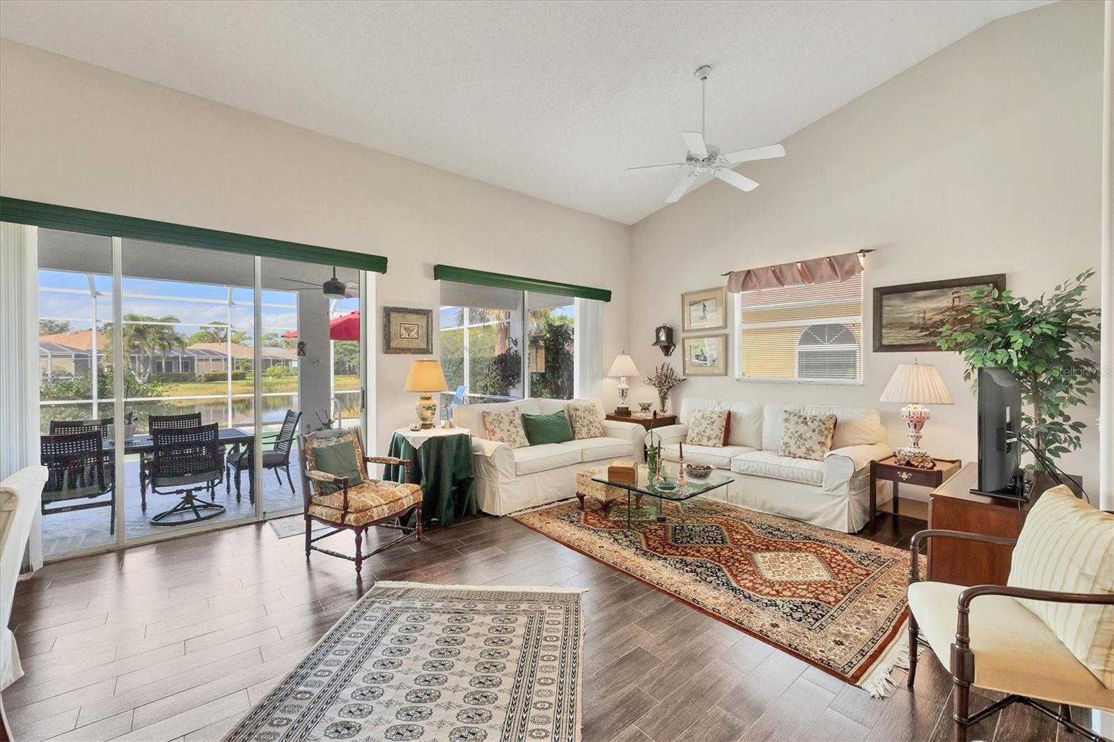 STONEYBROOK GOLF & COUNTRY CLUB - Residential