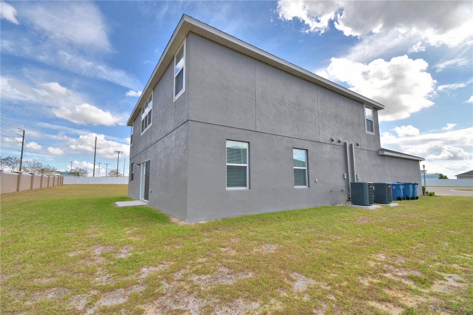 SCENIC BLUFF PH TWO - Residential