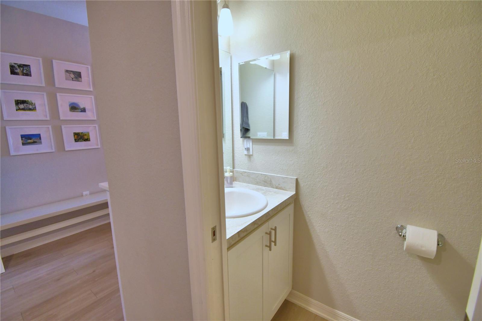 SCENIC BLUFF PH TWO - Residential