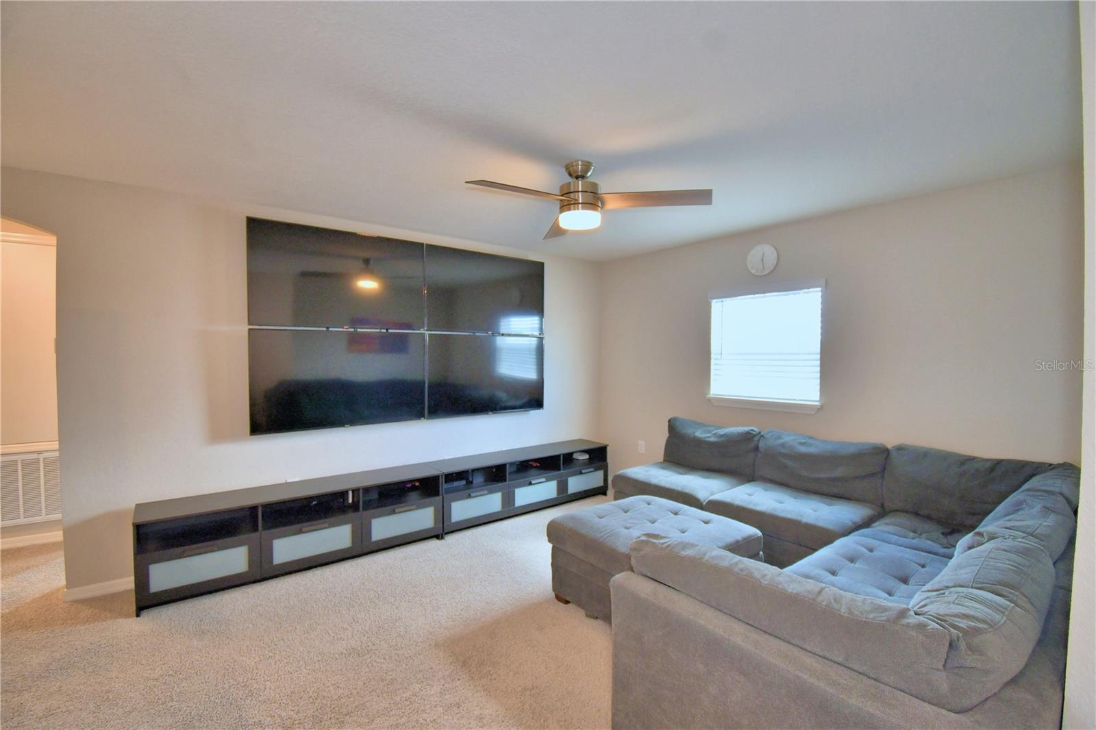 SCENIC BLUFF PH TWO - Residential