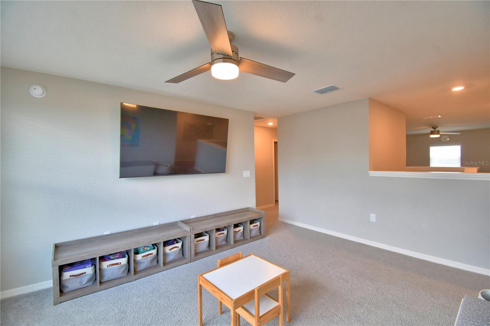 SCENIC BLUFF PH TWO - Residential