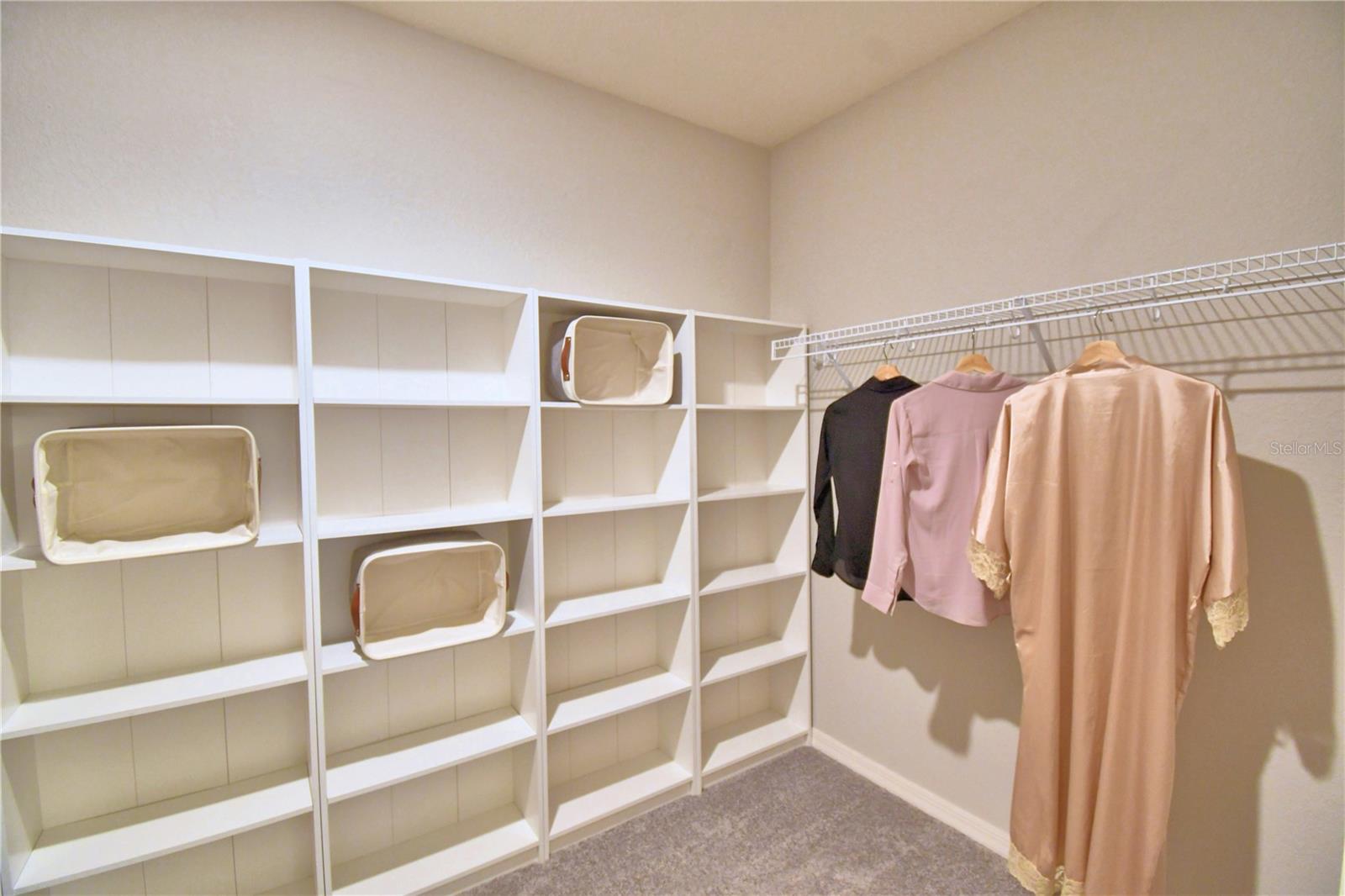 SCENIC BLUFF PH TWO - Residential