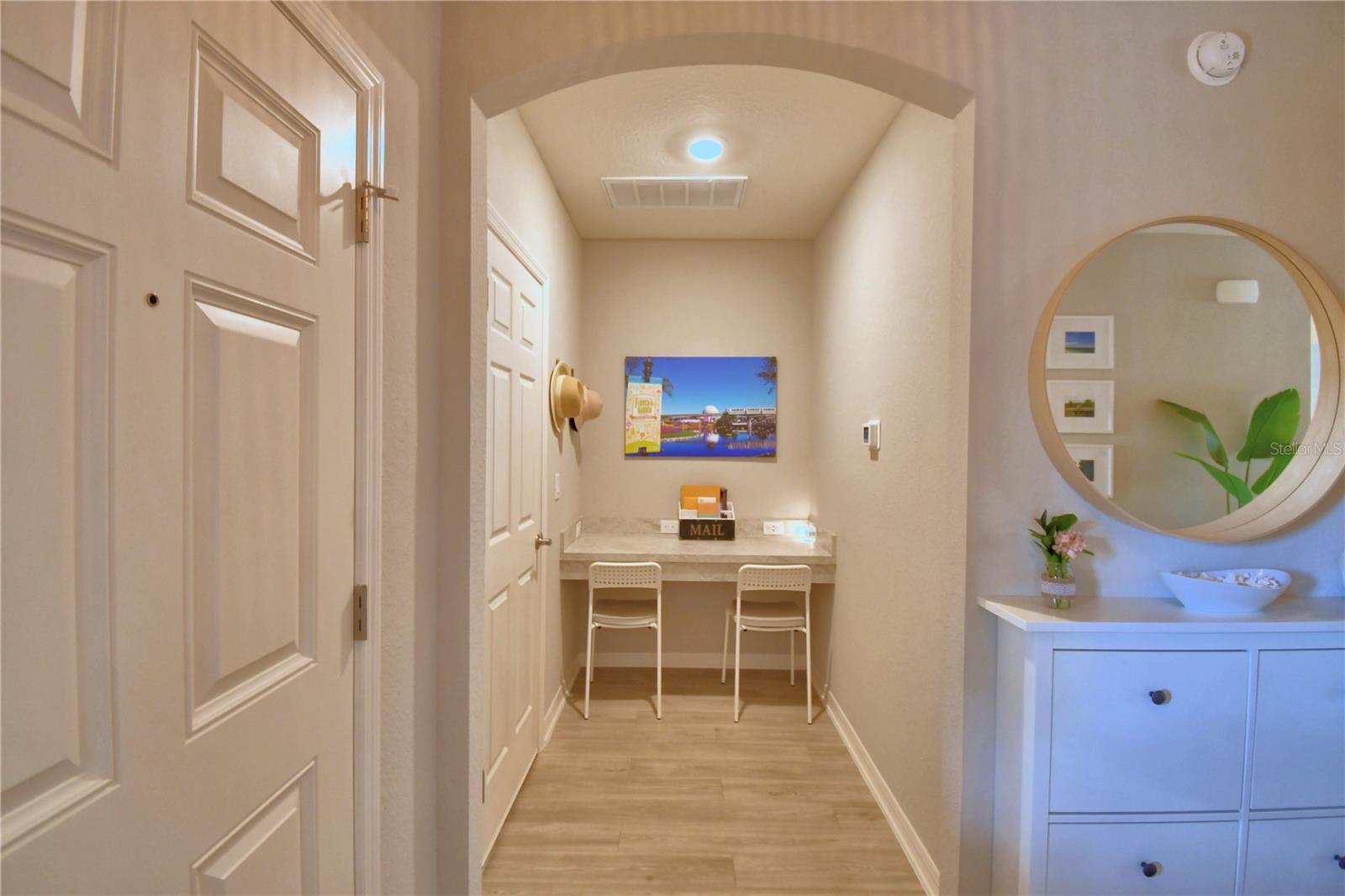 SCENIC BLUFF PH TWO - Residential