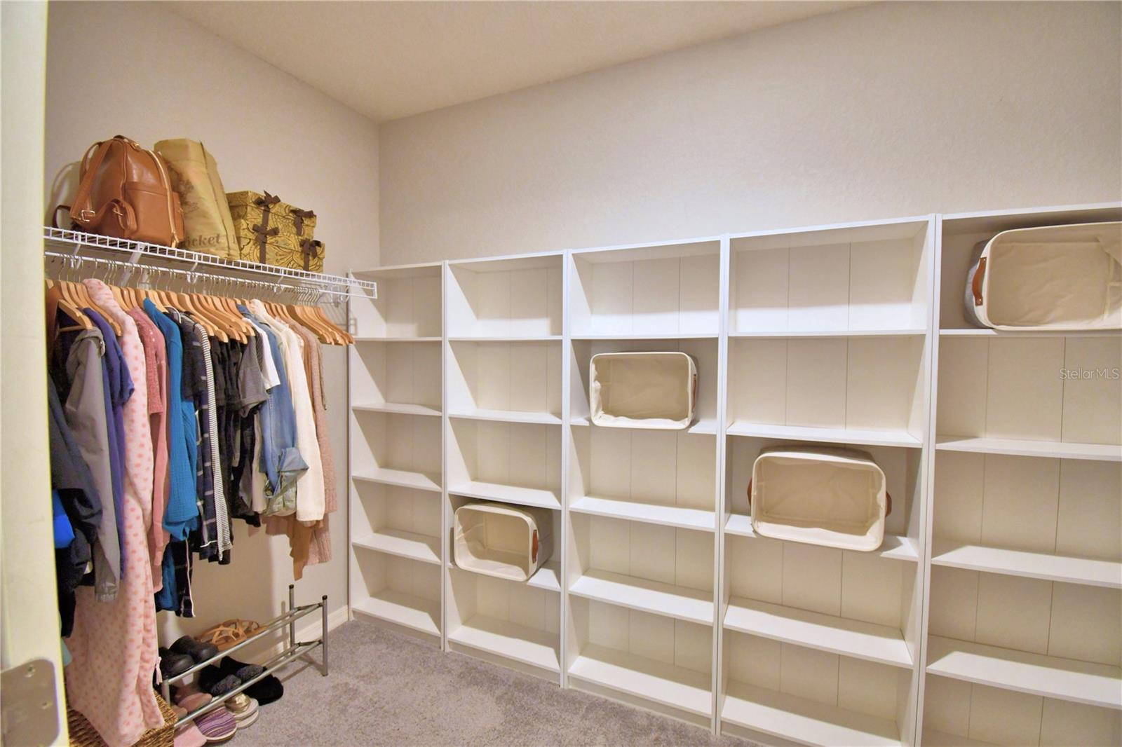 SCENIC BLUFF PH TWO - Residential