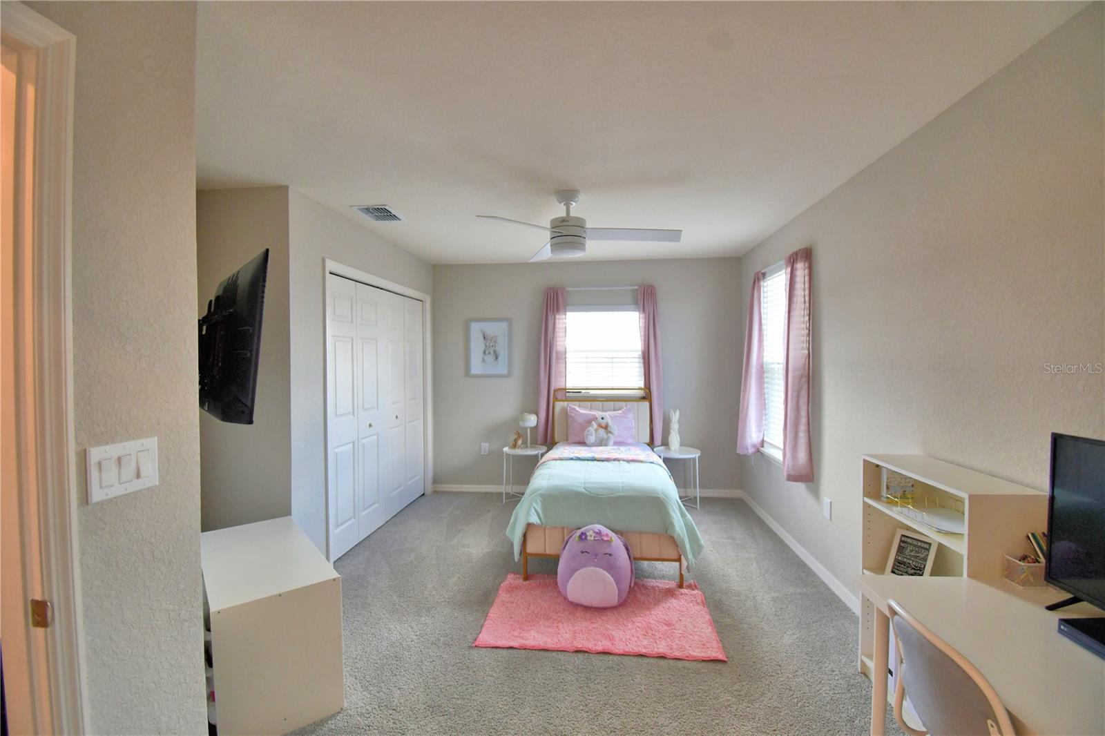 SCENIC BLUFF PH TWO - Residential