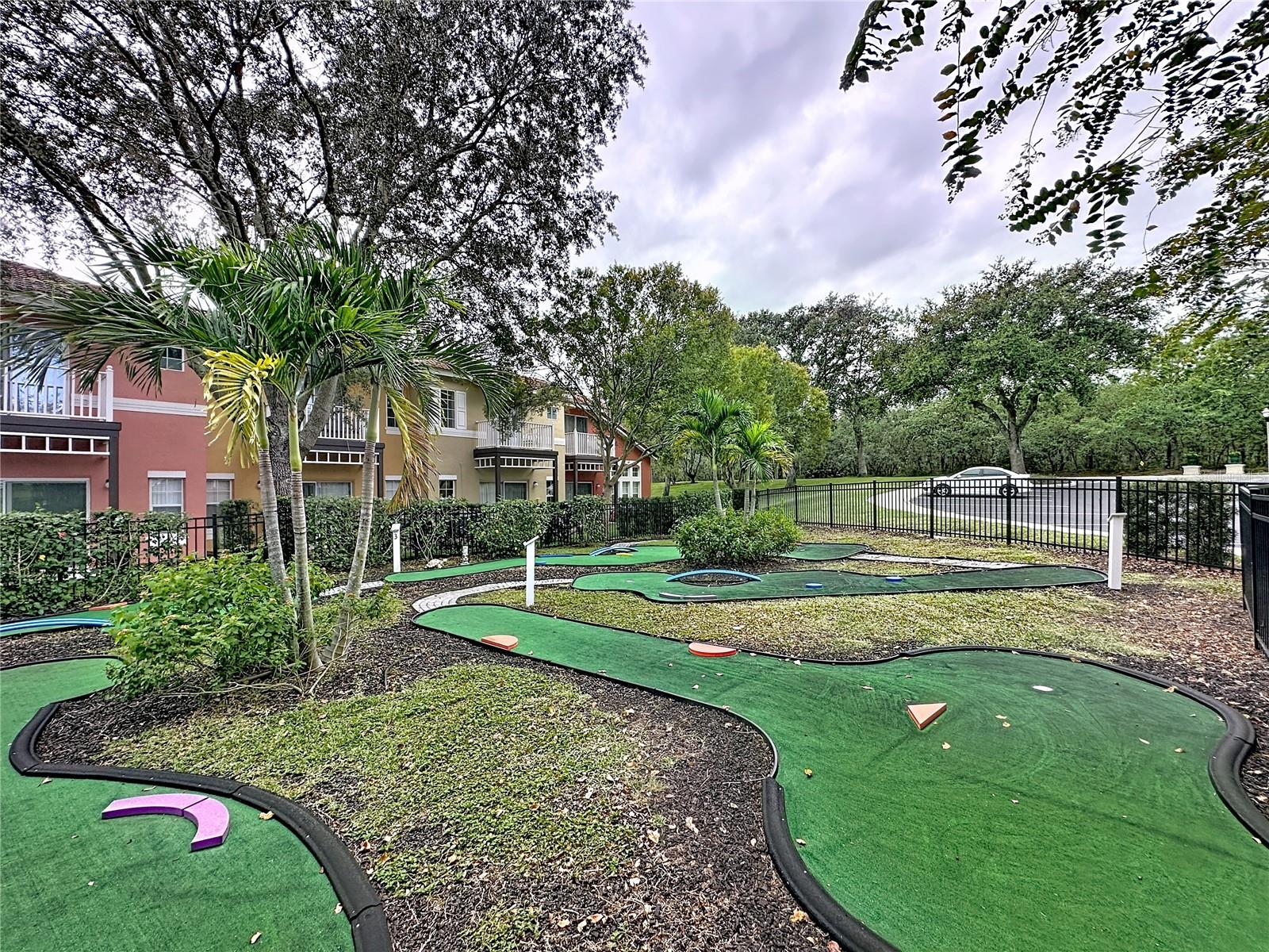 EMERALD ISLAND RESORT PH 4 - Residential
