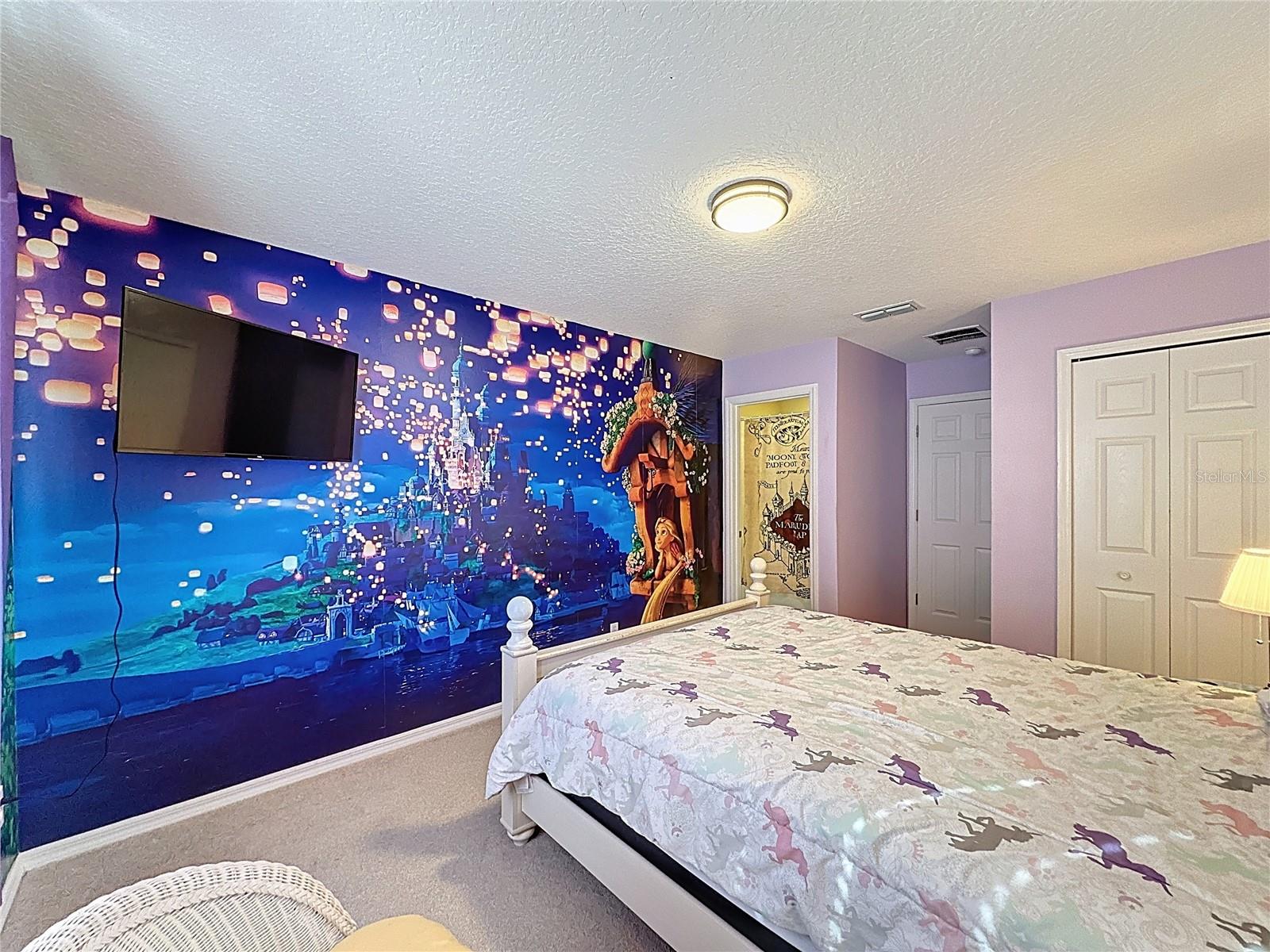 EMERALD ISLAND RESORT PH 4 - Residential