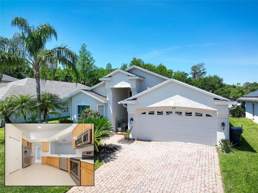 Photo of 219 Bay Arbor Boulevard, Oldsmar, FL 34677 (MLS # TB8498550)