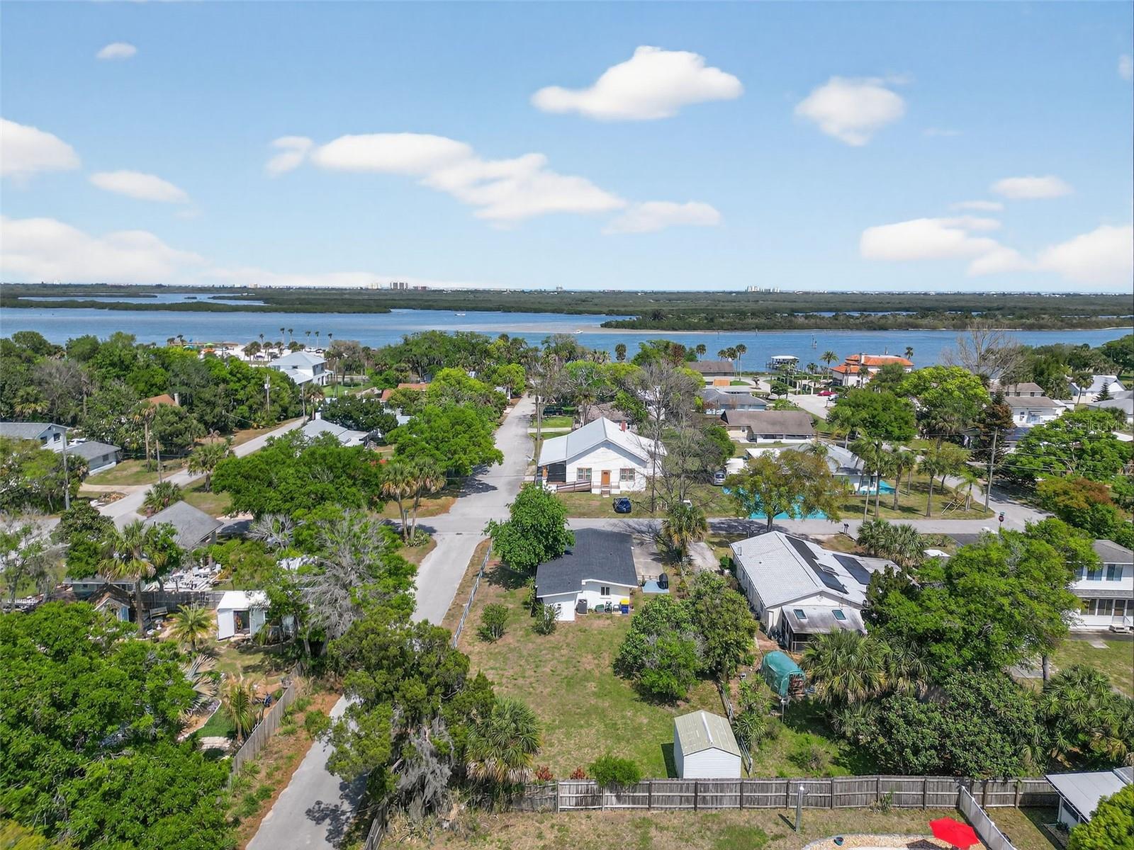 MENDALL HOMESTEAD - Residential