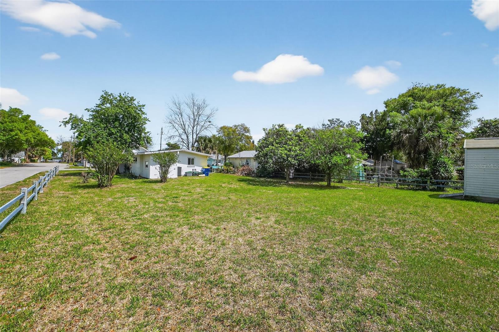 MENDALL HOMESTEAD - Residential