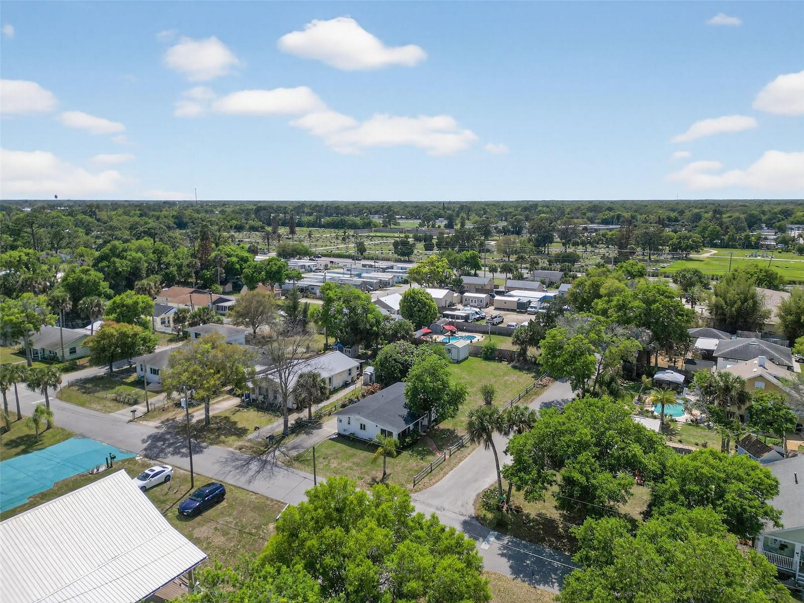MENDALL HOMESTEAD - Residential