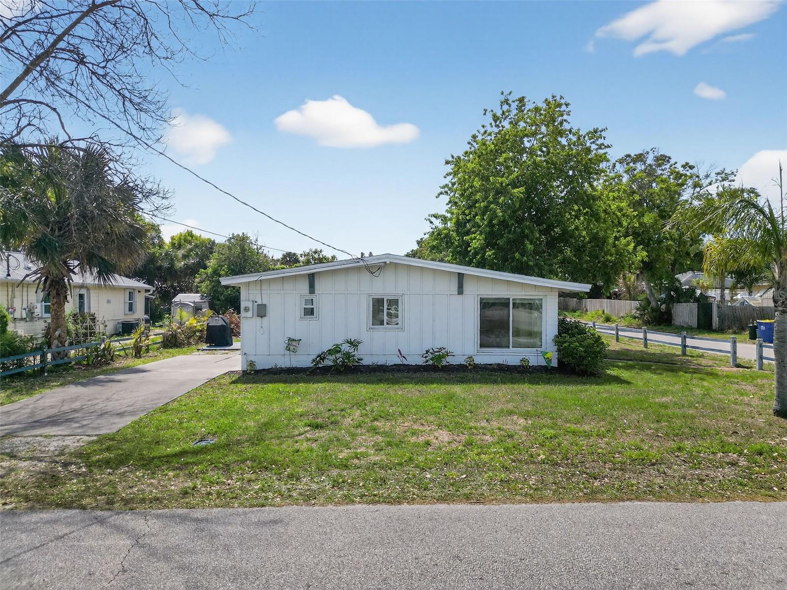 MENDALL HOMESTEAD - Residential
