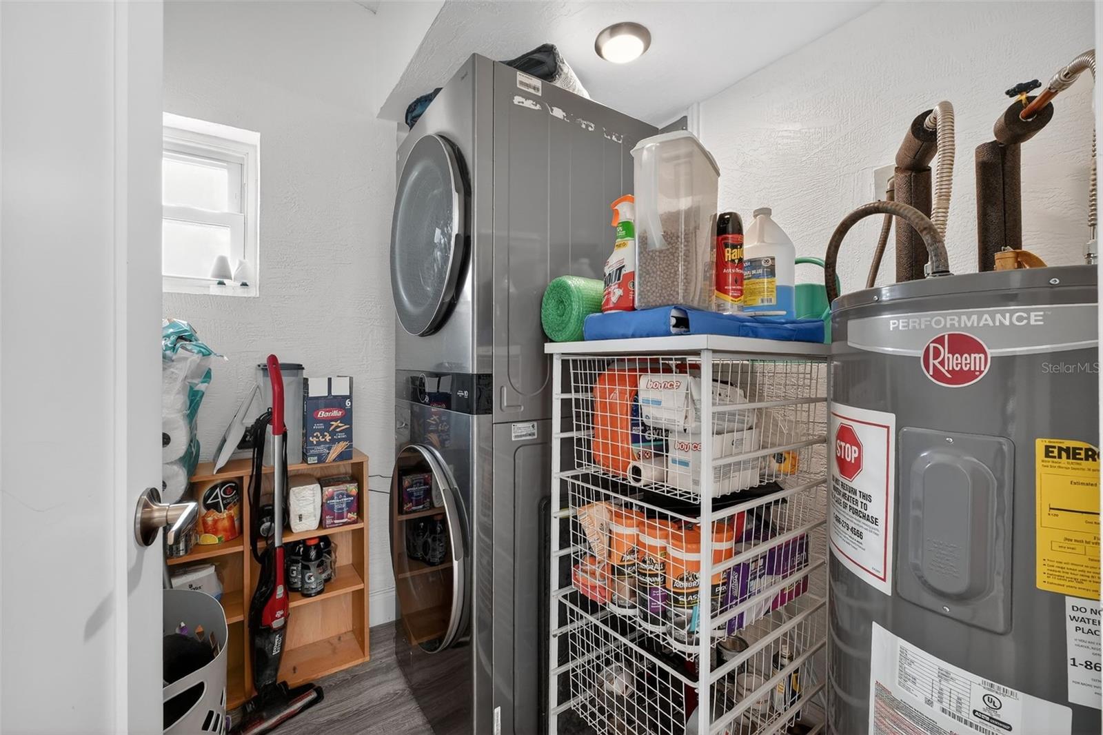 MENDALL HOMESTEAD - Residential