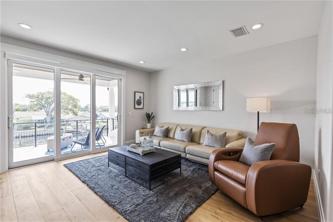 VENETIAN ISLES - Residential