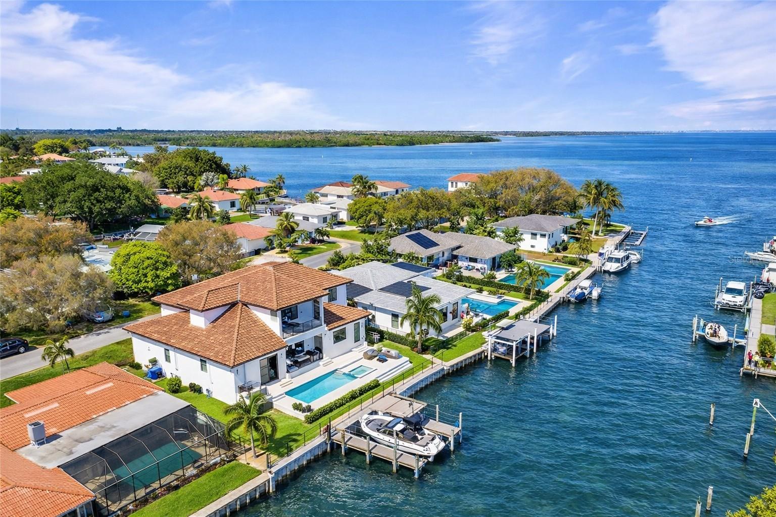 VENETIAN ISLES - Residential