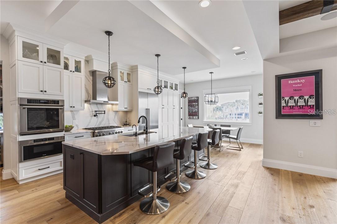 VENETIAN ISLES - Residential