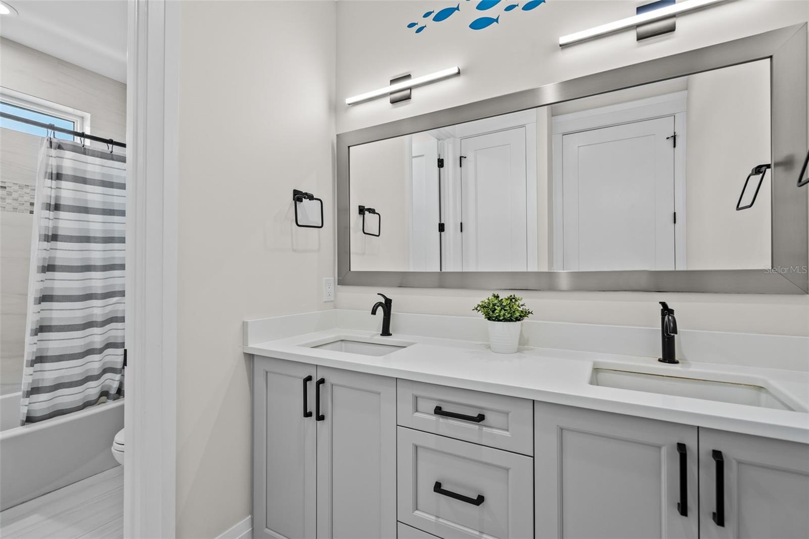 VENETIAN ISLES - Residential