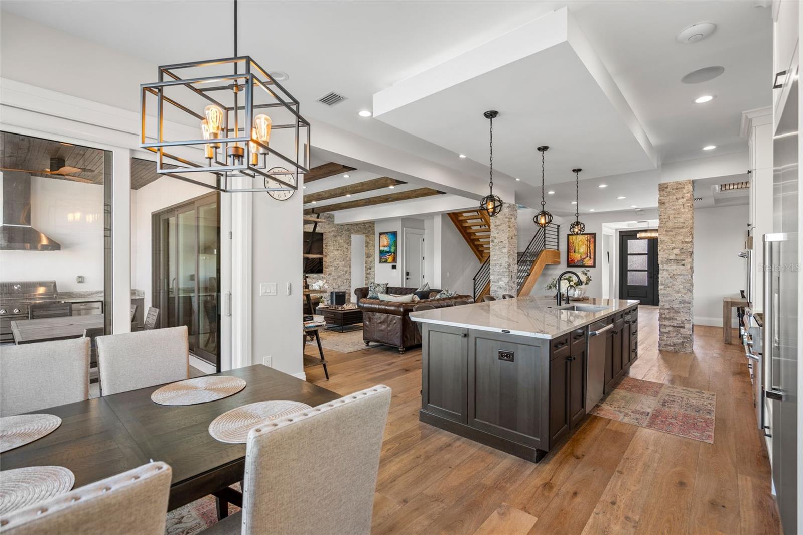 VENETIAN ISLES - Residential