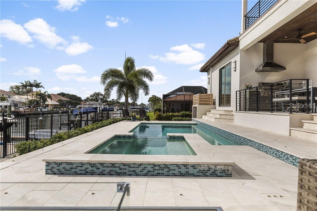 VENETIAN ISLES - Residential