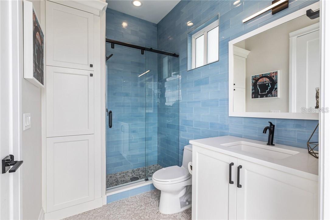 VENETIAN ISLES - Residential