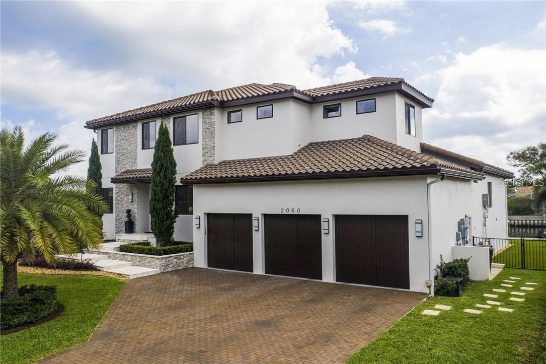 2060 ILLINOIS AVENUE NE