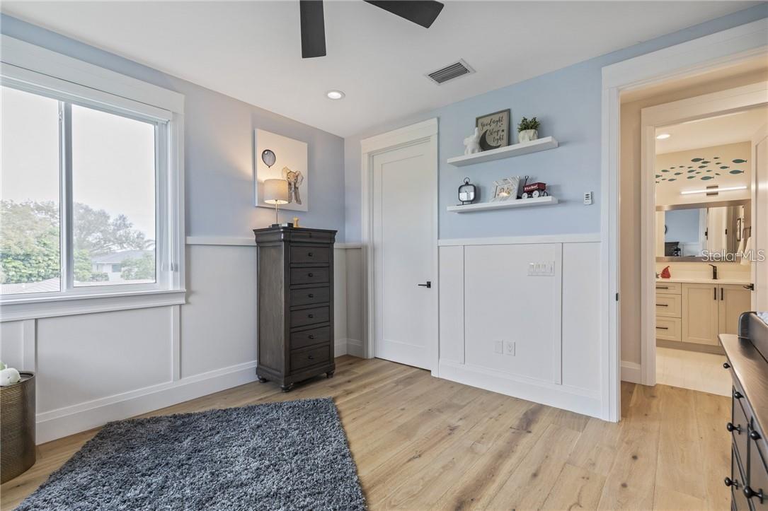 VENETIAN ISLES - Residential