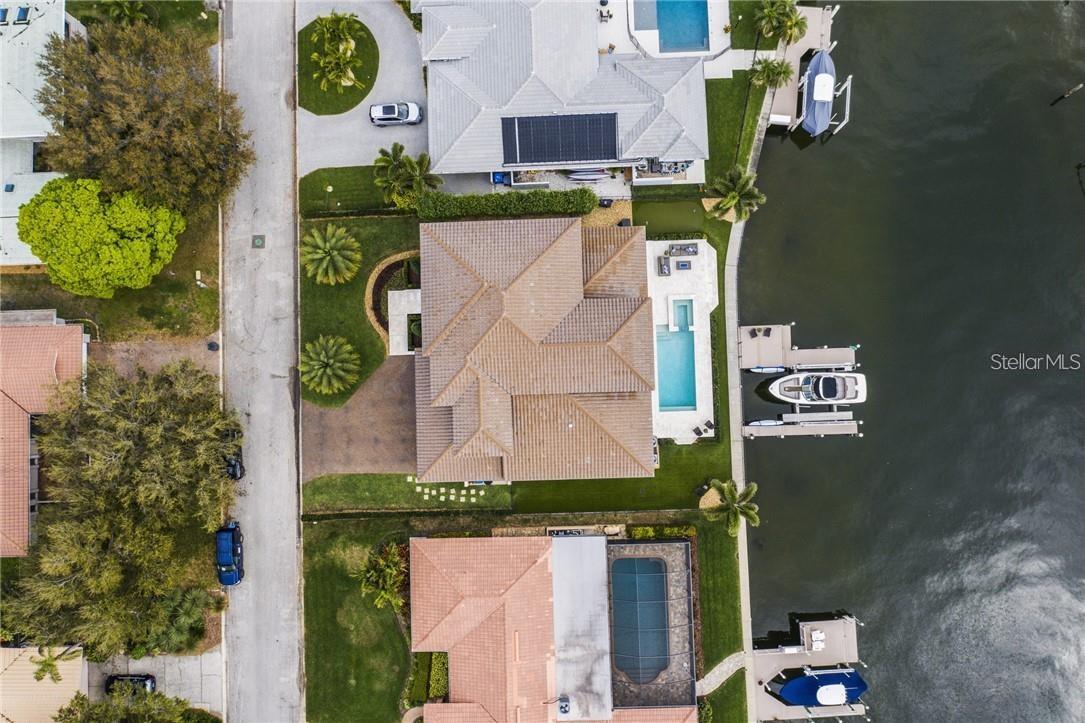 VENETIAN ISLES - Residential