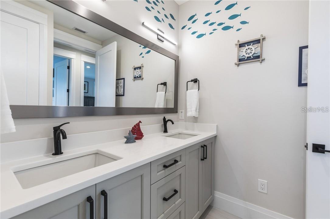 VENETIAN ISLES - Residential