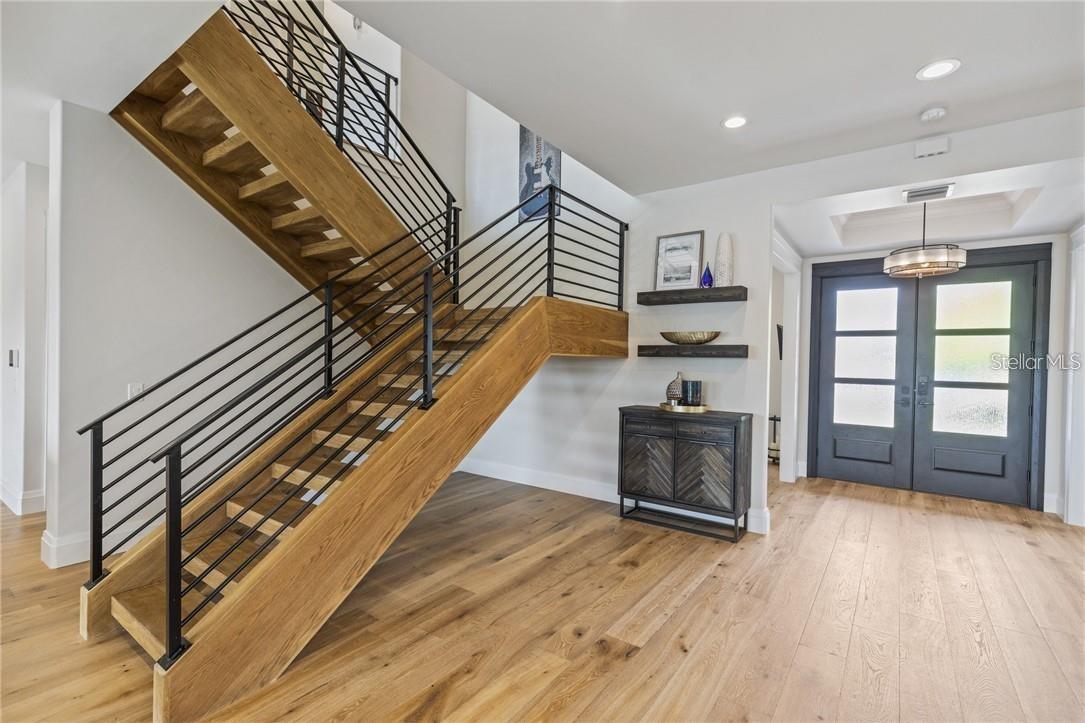 VENETIAN ISLES - Residential