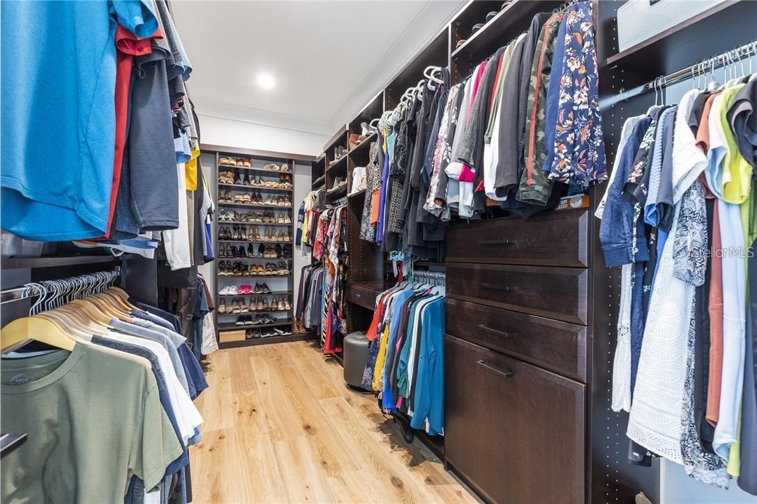 VENETIAN ISLES - Residential