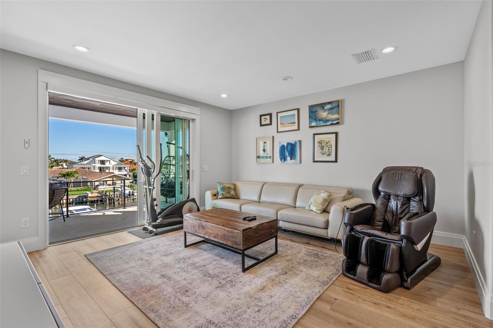 VENETIAN ISLES - Residential