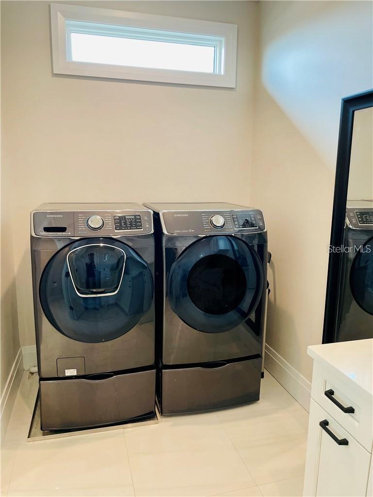 VENETIAN ISLES - Residential