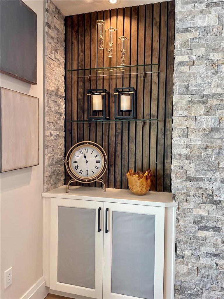 VENETIAN ISLES - Residential