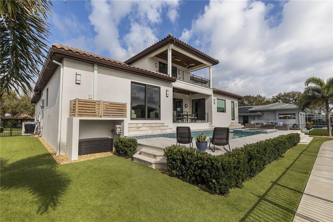 VENETIAN ISLES - Residential