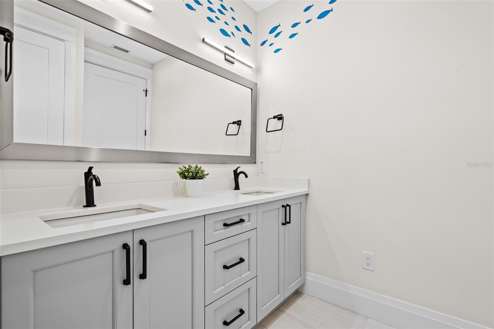 VENETIAN ISLES - Residential