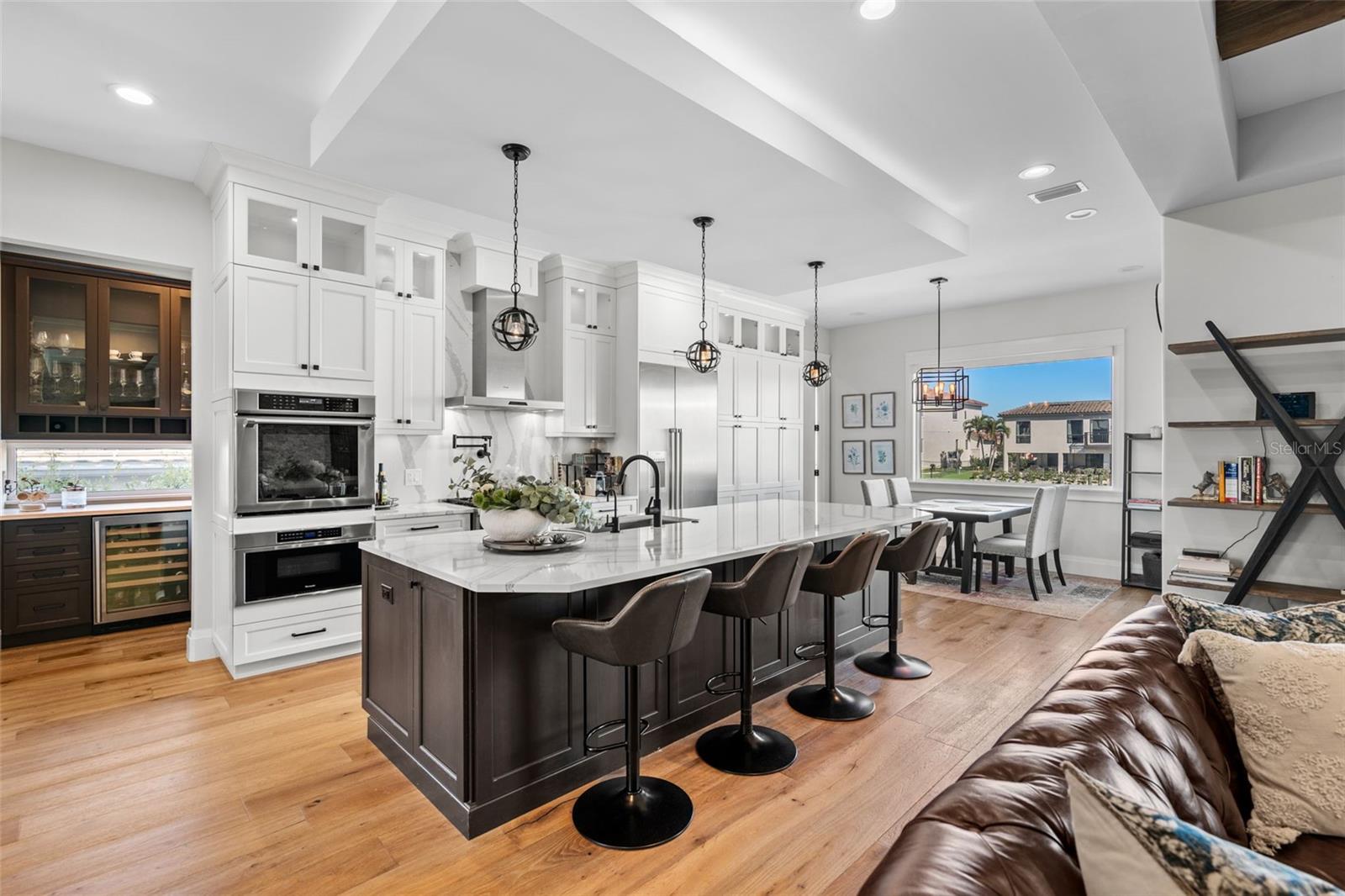 VENETIAN ISLES - Residential