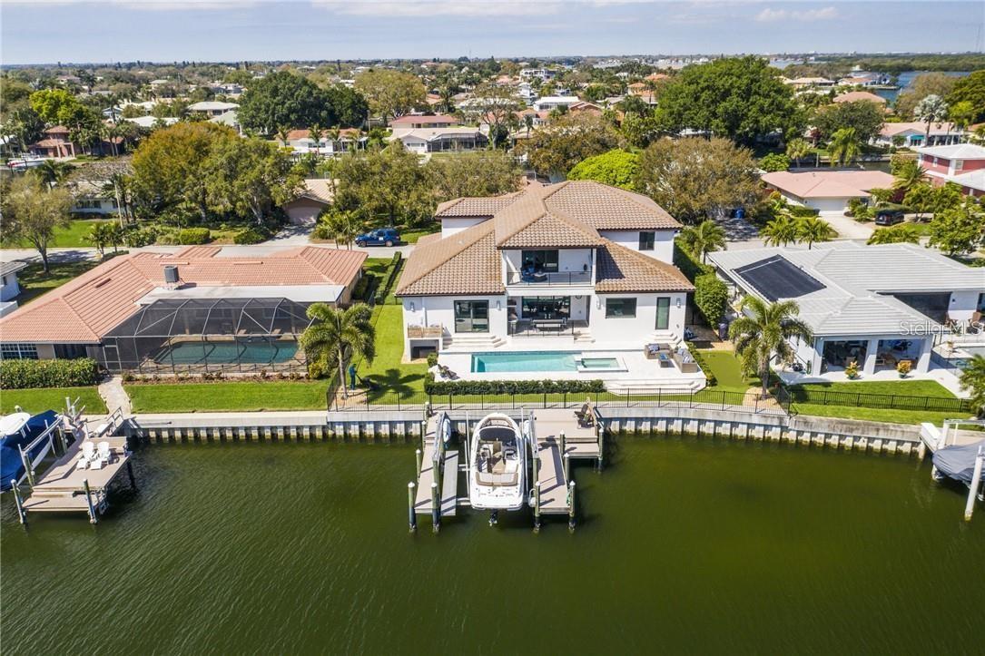 VENETIAN ISLES - Residential