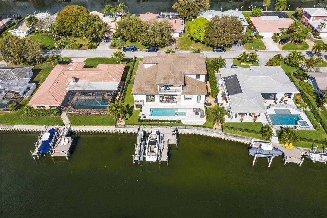 VENETIAN ISLES - Residential