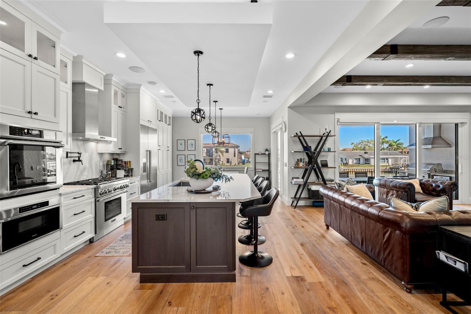 VENETIAN ISLES - Residential