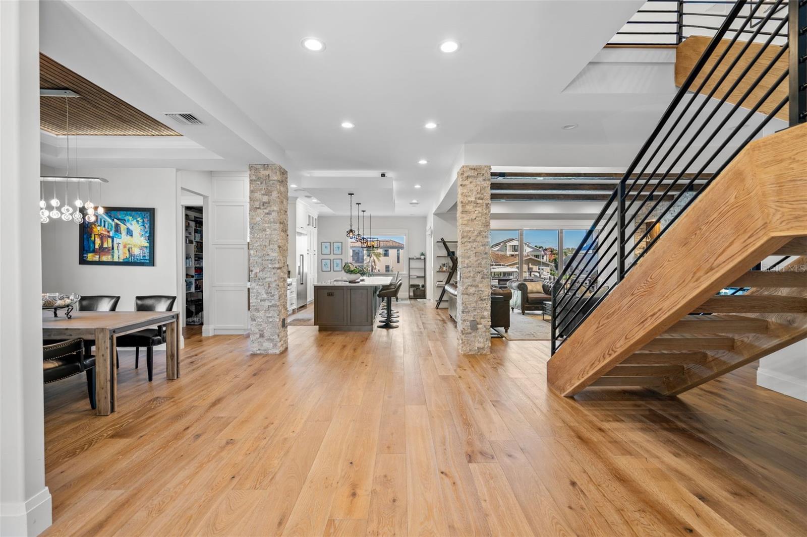 VENETIAN ISLES - Residential