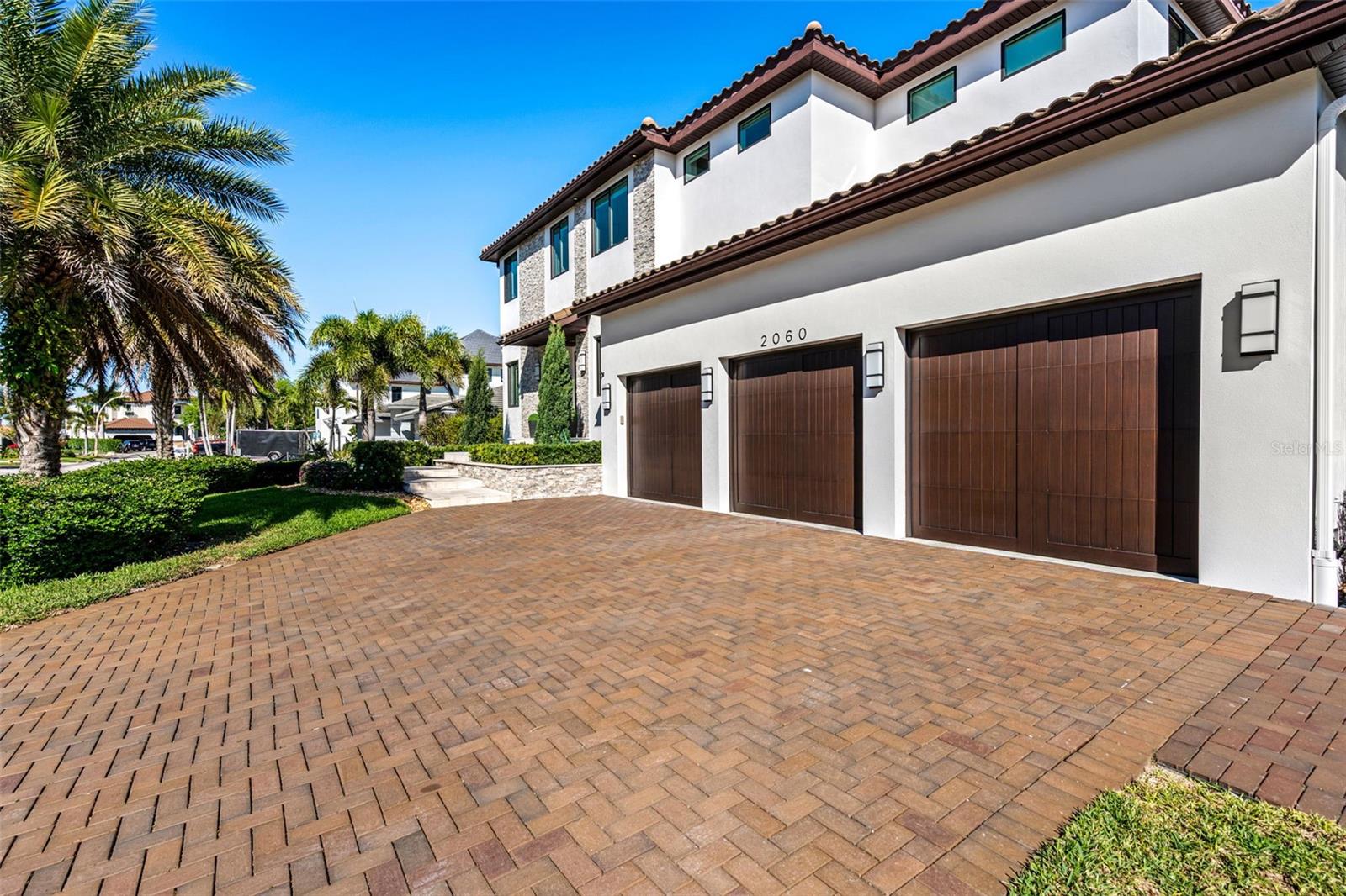 VENETIAN ISLES - Residential