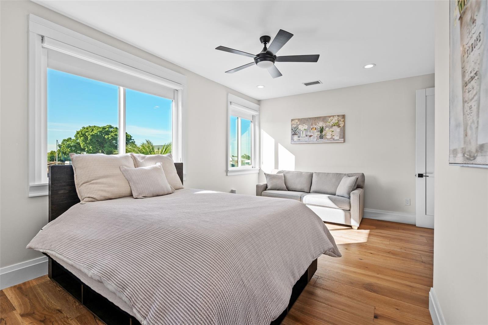 VENETIAN ISLES - Residential