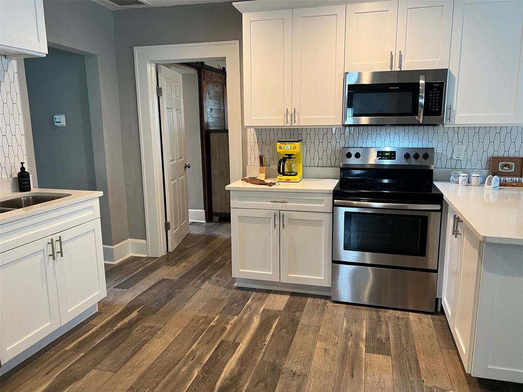 Photo of 1137 Highland Street S, St Petersburg, FL 33701 (MLS # TB8483766)