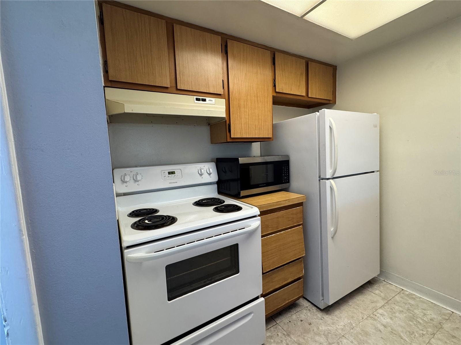 4508 S OAK DRIVE T22