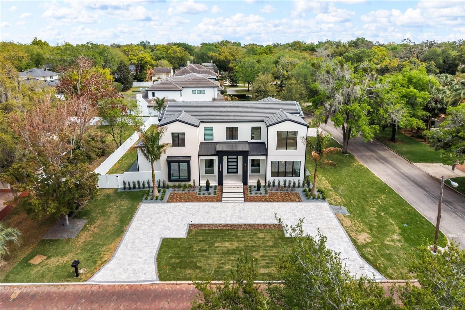 TUSCANIA - Residential