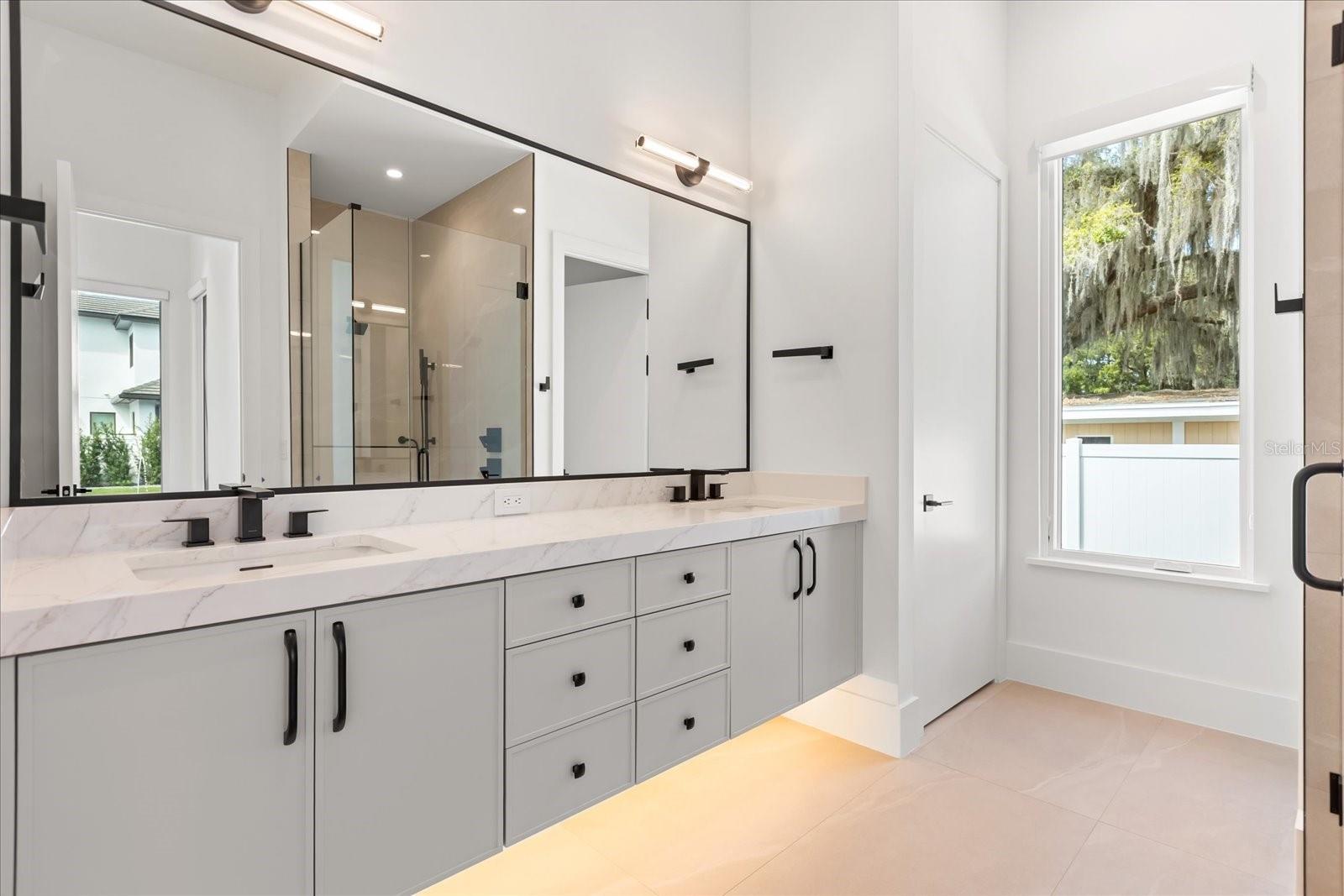 TUSCANIA - Residential