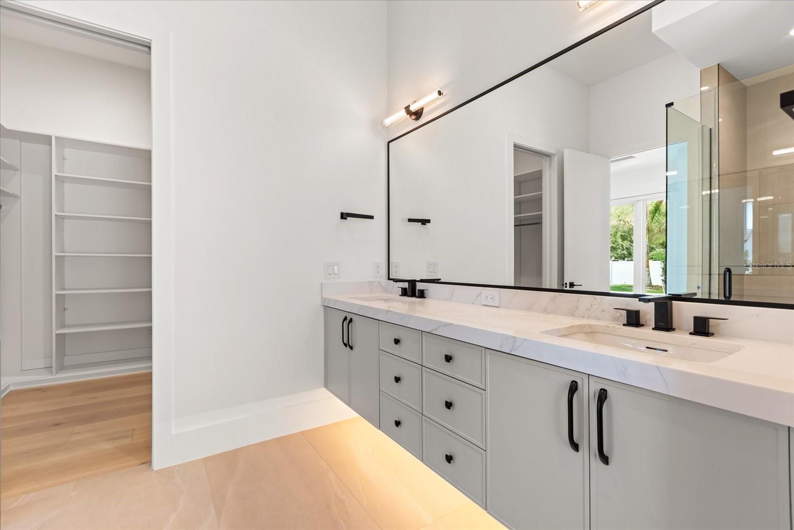 TUSCANIA - Residential