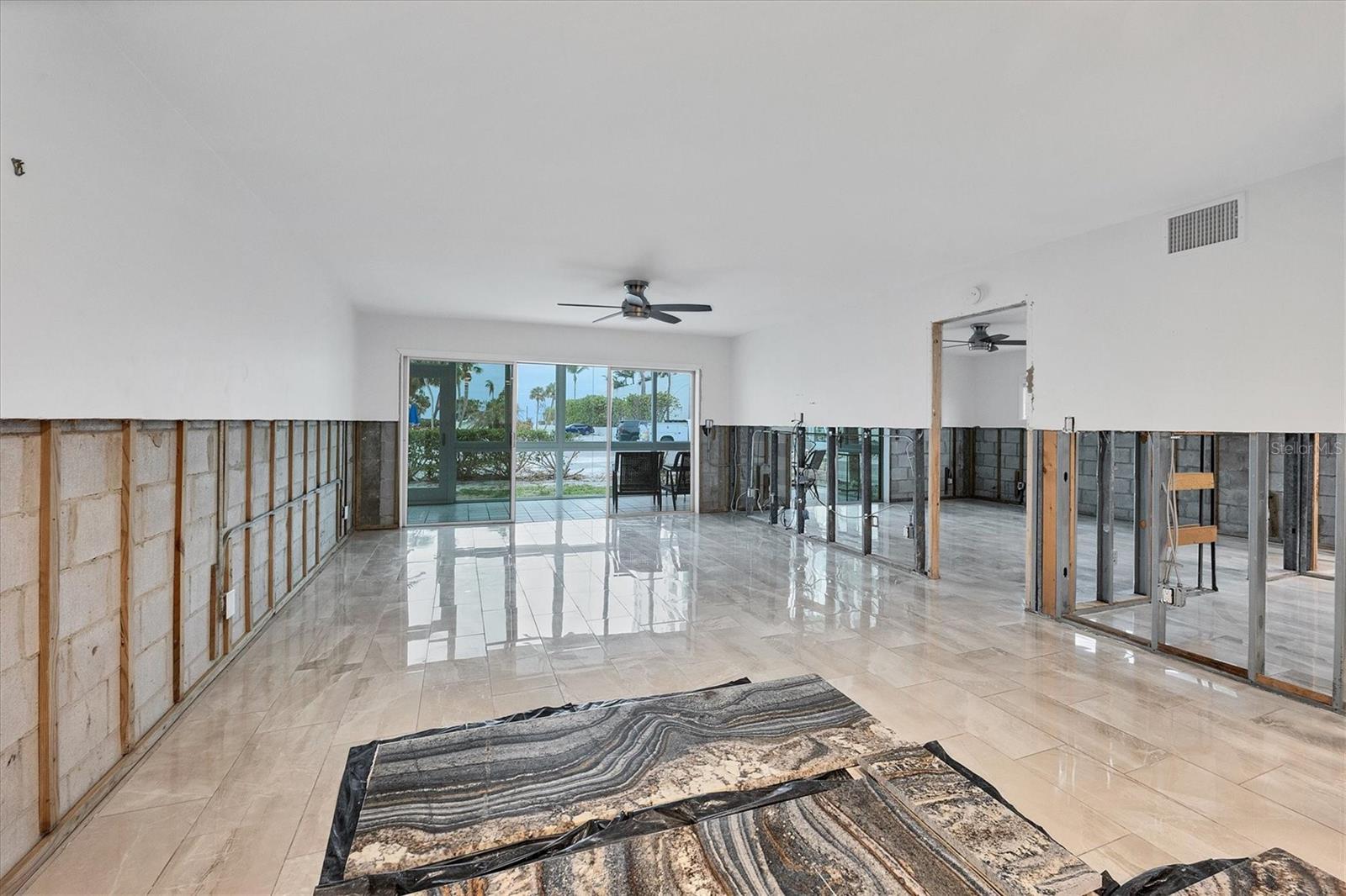 LIDO HARBOUR SOUTH - Residential