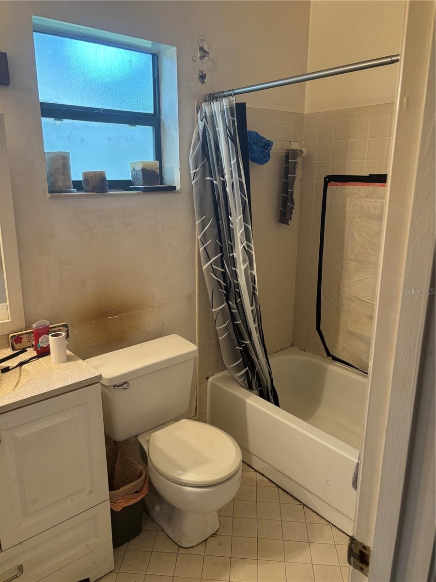 3117 COCOPLUM CIRCLE 33101